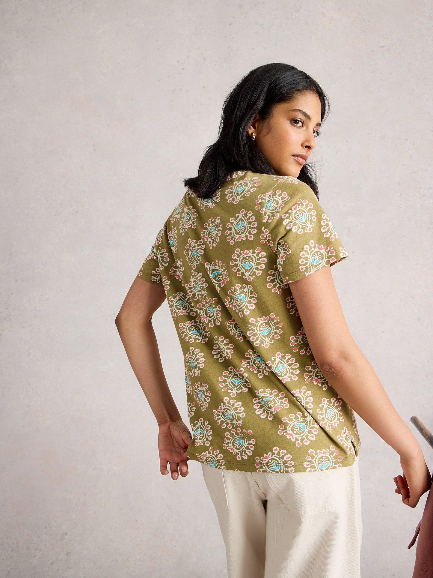 White Stuff Abbie T-Shirt in Khaki