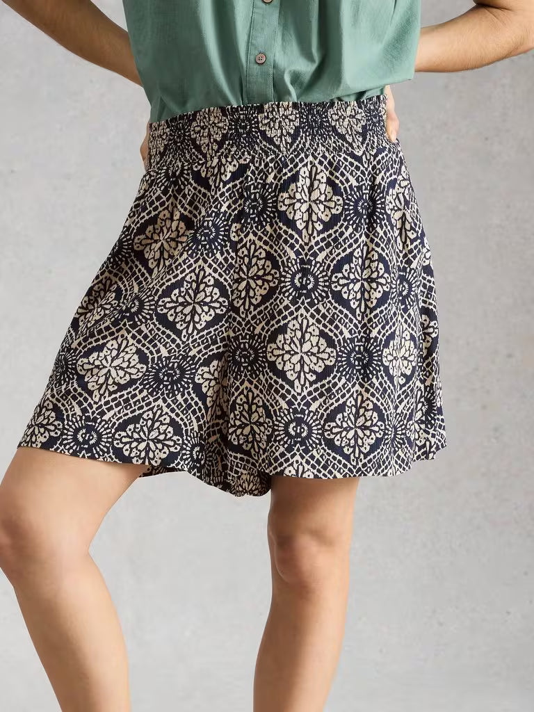 White Stuff Shelly Crinkle Shorts in Navy Print