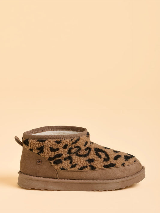 Brakeburn Winters Embrace Slippers