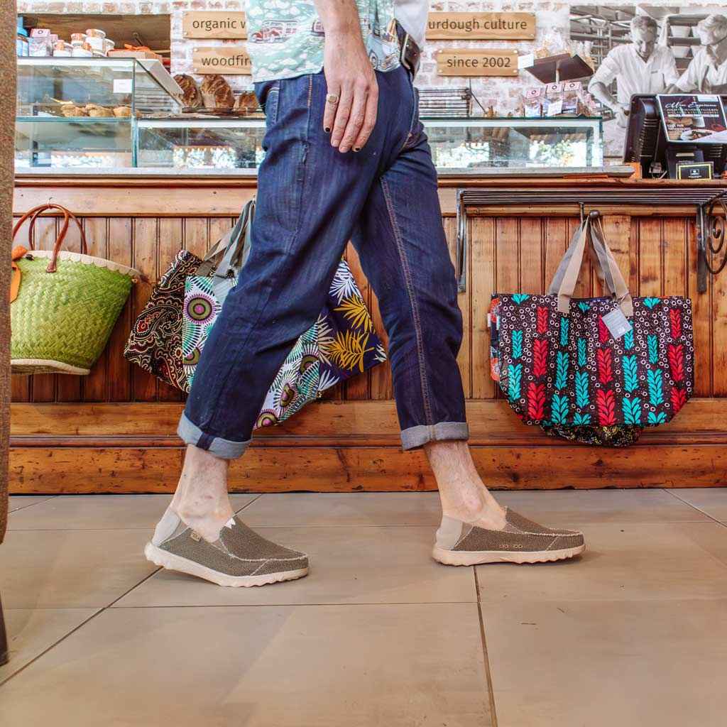 Kick Back Couch Classic in Brown Woven Canvas