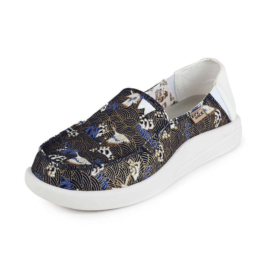 Kick Back Rizzo in Black Oriental Linen