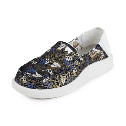 Kick Back Rizzo in Black Oriental Linen