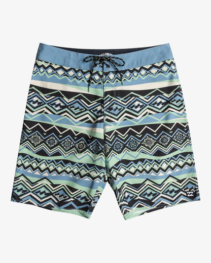 Billabong Sundays 20" Board Shorts in Sea Green