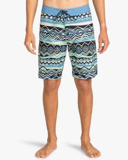 Billabong Sundays 20" Board Shorts in Sea Green