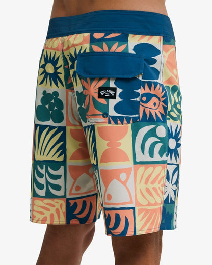 Billabong Sundays Pro Boardshorts in Teal