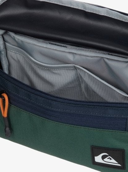 Quiksilver Mojave Bumbag in Forest